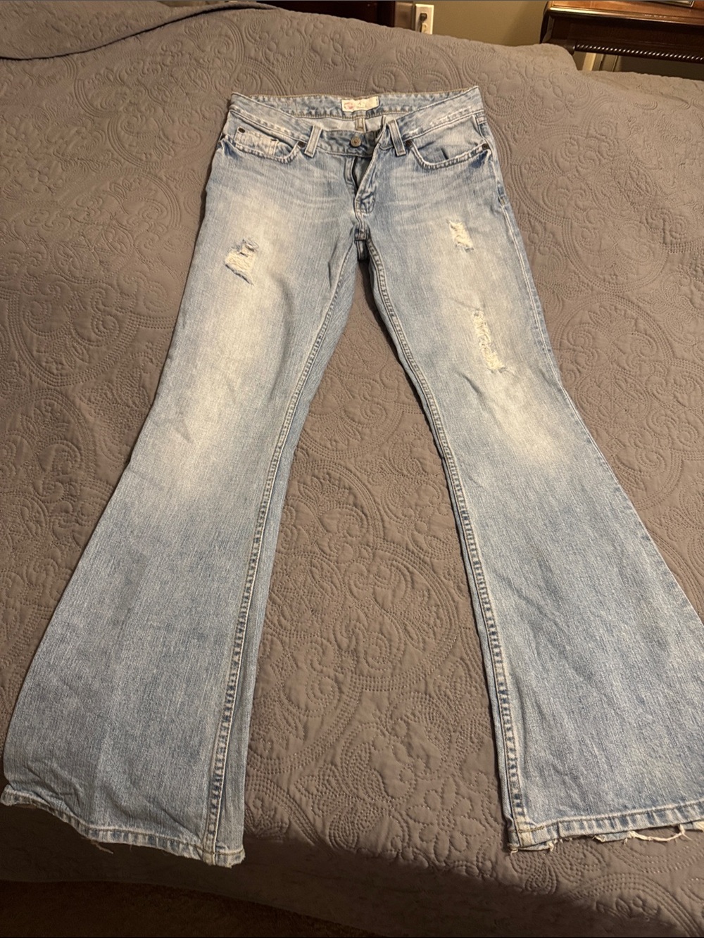 BKE Light Blue Flared Jeans - Distressed Wide Leg